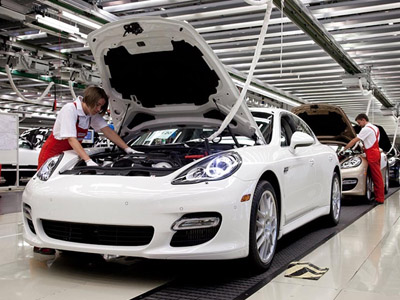 Μειώνει την παραγωγή των αυτοκινήτων η Porsche